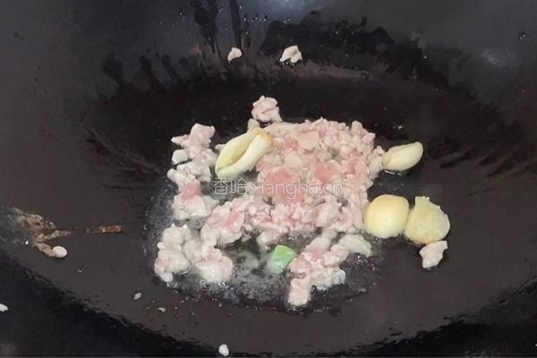 红烧豆角年糕的做法图解3