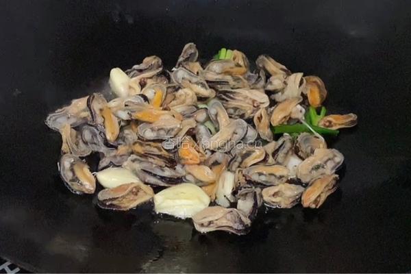 辣炒海虹的做法图解3