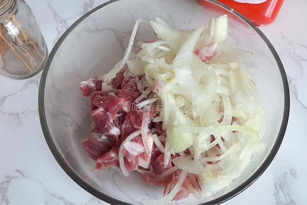 韩式炸肉卷的做法图解2