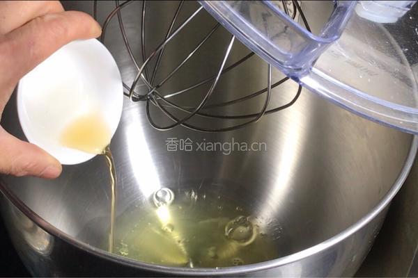 圣诞树蛋糕卷的做法图解1