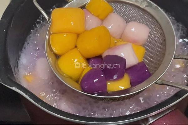 芋圆椰奶的做法图解3