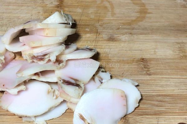 腊肉炒菜苔的做法图解2