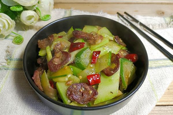 香肠炒黄瓜的做法图解10