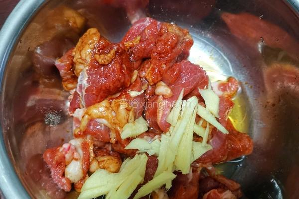 葱爆羊肉的做法图解2