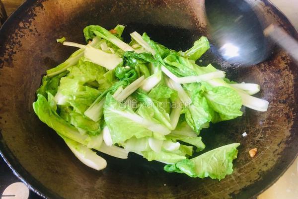 油滋啦炒小白菜的做法图解3