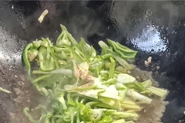 青椒肉丝的做法图解7