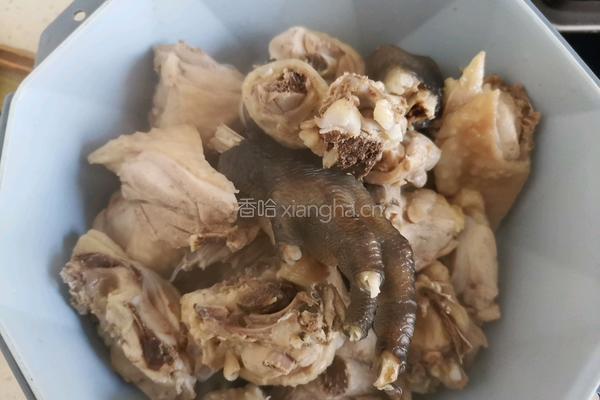 山药焖鸡的做法图解3
