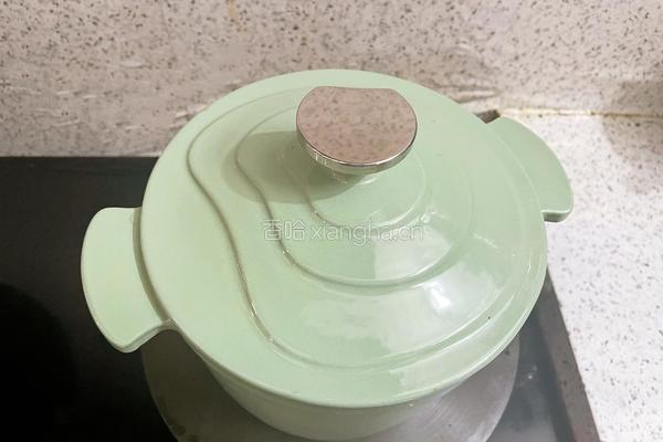 银耳奶冻的做法图解6