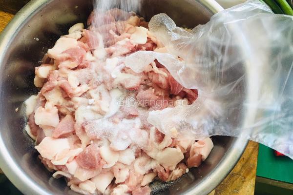 最简版麻辣香肠的做法图解4