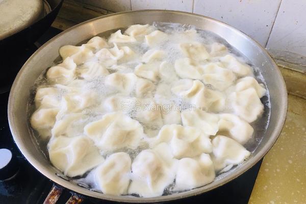 酸菜饺子的做法图解15