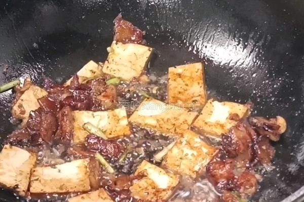 口蘑豆腐炖白菜的做法图解8