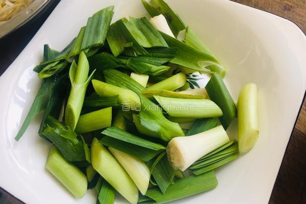 回锅肉的做法图解1