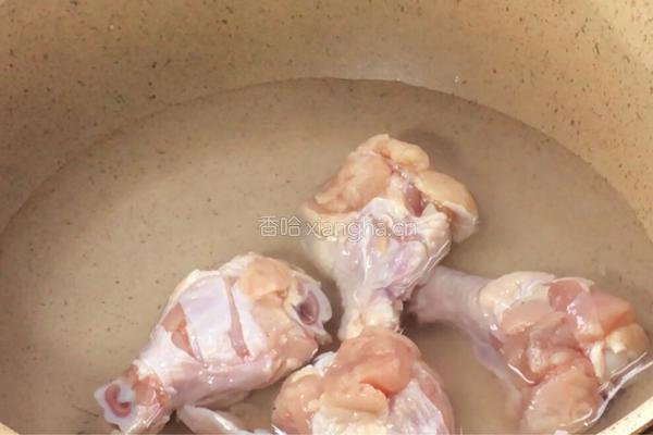 土豆烧鸡腿的做法图解4