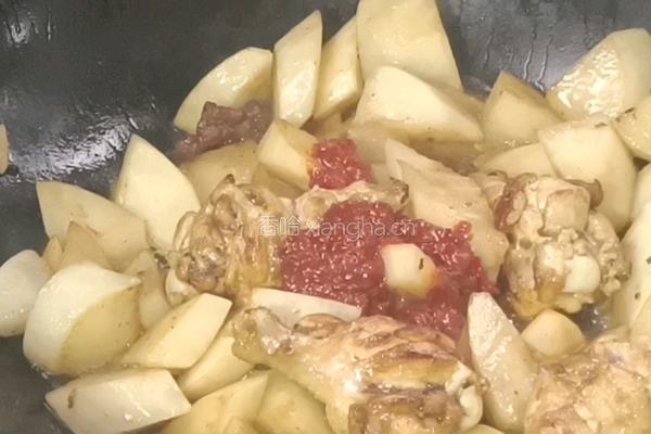 鸡腿烧萝卜的做法图解8