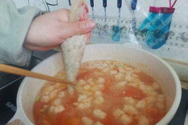 番茄金针菇虾滑汤的做法图解10