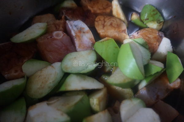 崇明绿皮茄子炖鱼的做法图解9