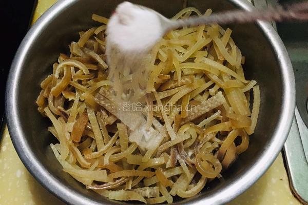 原汁肉皮冻的做法图解2