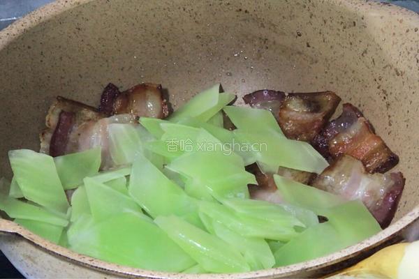 腊肉炒莴笋的做法图解10