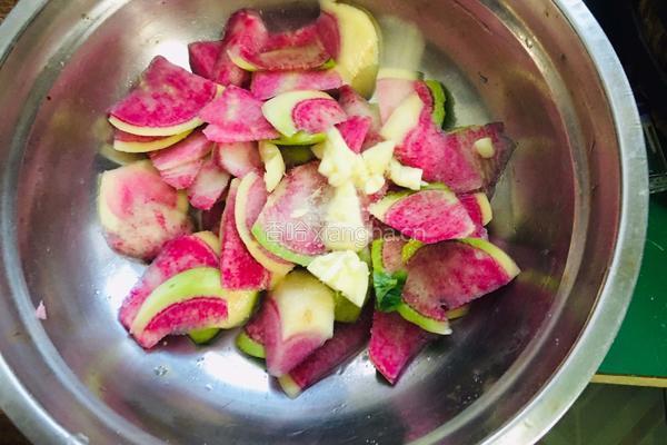 节日凉拌菜——糖醋心里美的做法图解5