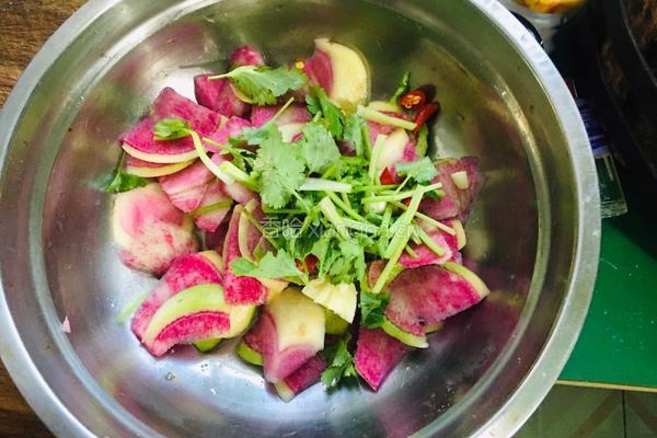 节日凉拌菜——糖醋心里美的做法图解7