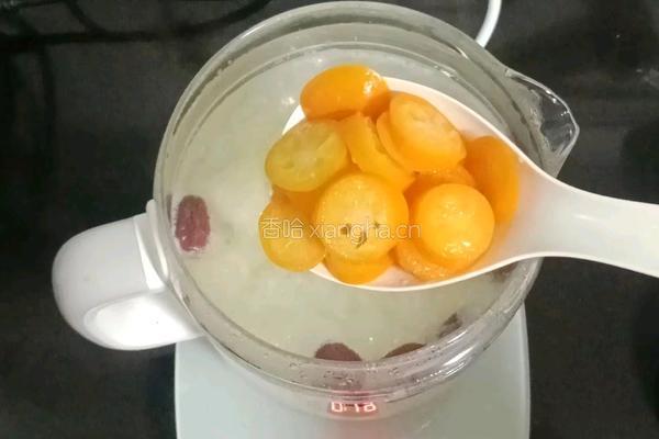 雪梨金桔银耳糖水的做法图解11