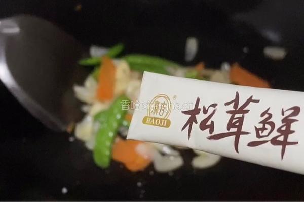百合炒胡萝卜的做法图解7