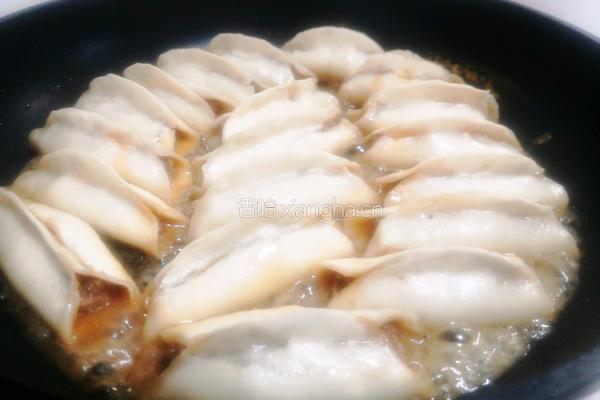 煎饺的做法图解9