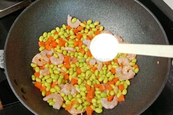 虾仁炒毛豆米的做法图解12