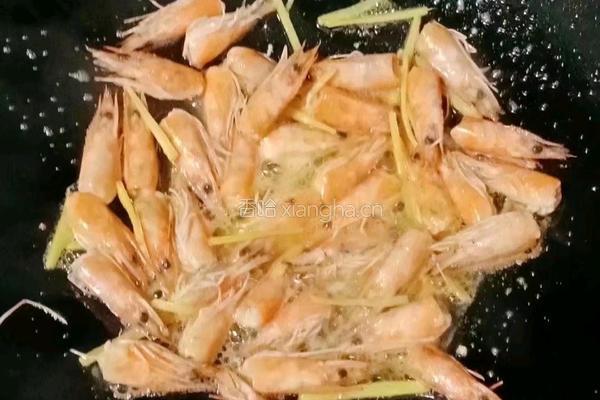 小米鲜虾粥的做法图解4
