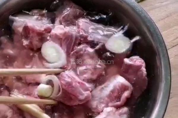 糖醋排骨简单版的做法图解1