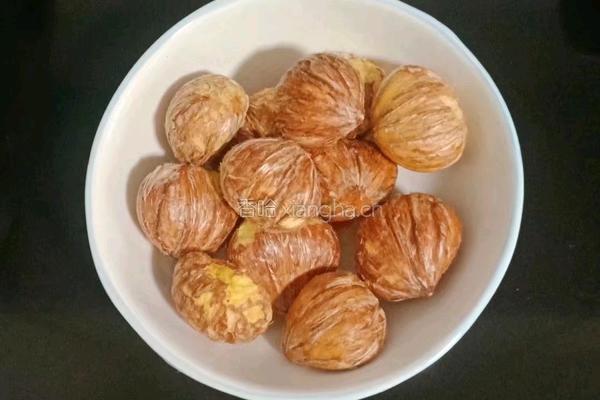 板栗蒸鸡腿的做法图解6