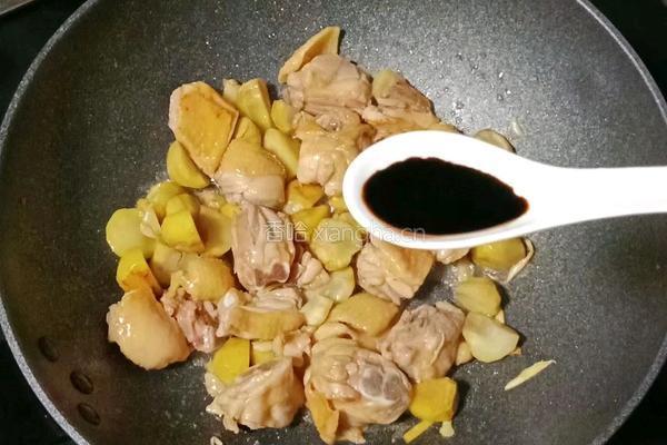 板栗蒸鸡腿的做法图解14