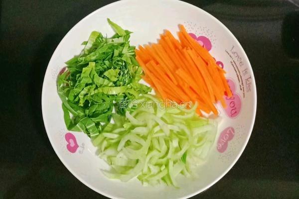 小米鸡肉蔬菜粥的做法图解5