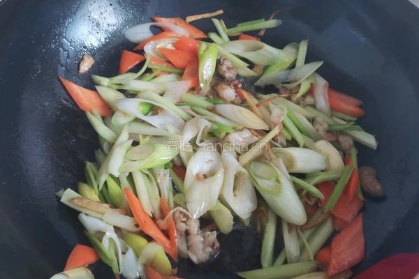 葱爆羊肉片的做法图解9