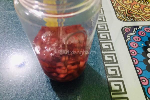 爽口石榴汁的做法图解2