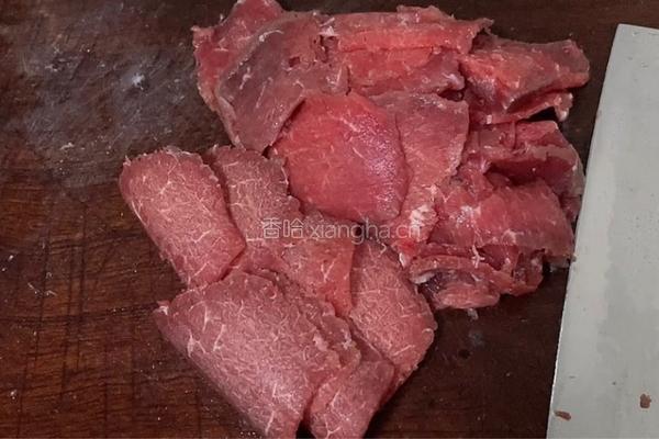 爆炒牛肉片的做法图解1