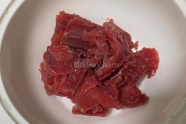 爆炒牛肉片的做法图解2