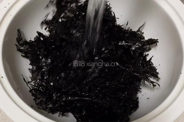 紫菜炒鸡蛋的做法图解2