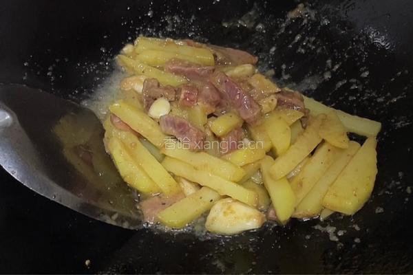 黑椒牛肉土豆条的做法图解9