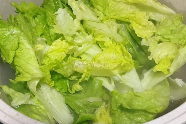 牛肉丸生菜汤的做法图解4