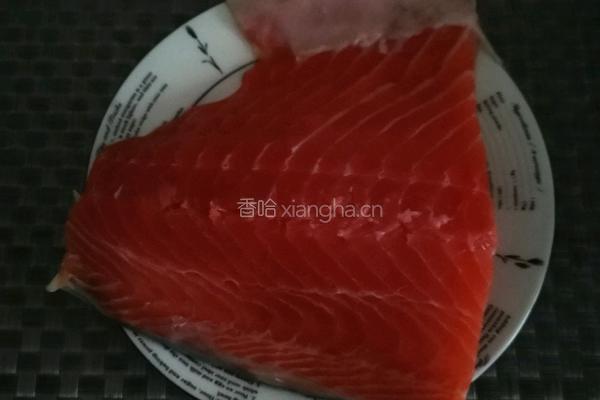 青柠香煎三文鱼的做法图解3