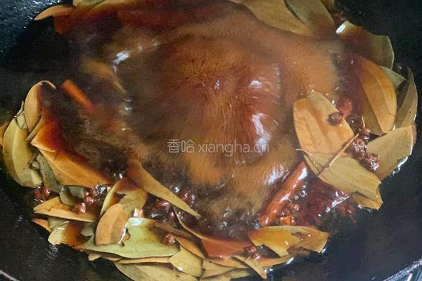 卤料（卤猪耳朵）的做法图解7