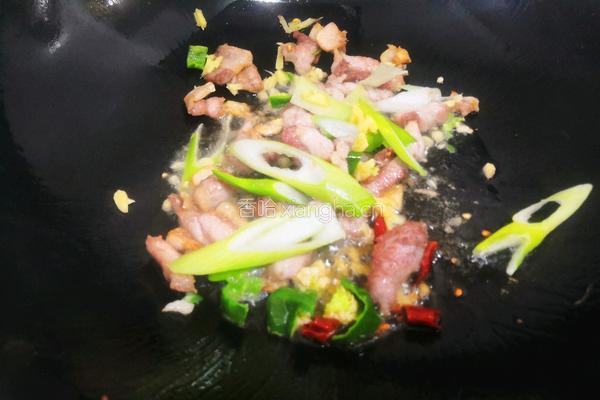 芹菜炒肉的做法图解3