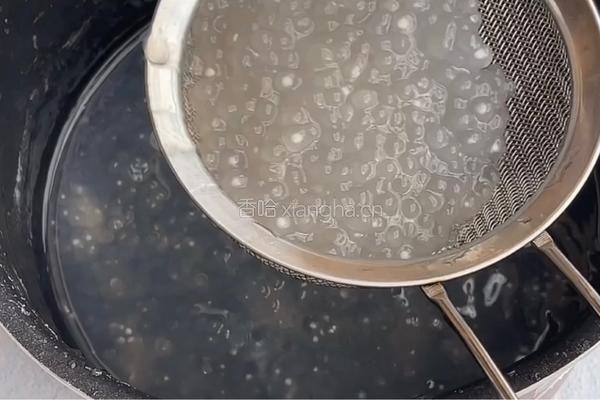 蓝莓西米捞的做法图解2