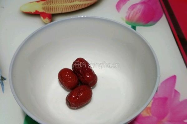 紫薯山药红枣粥的做法图解3