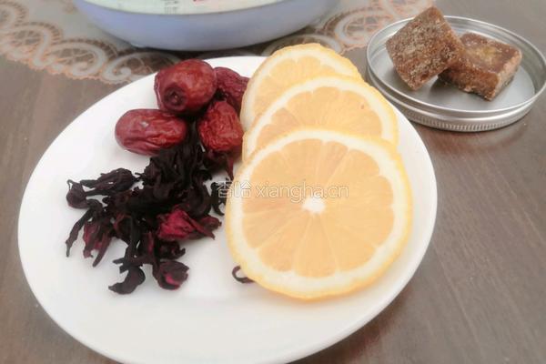 春饮 玫瑰柠檬红枣茶的做法图解2