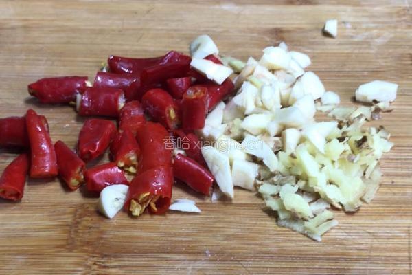 腊肉梅干菜的做法图解3