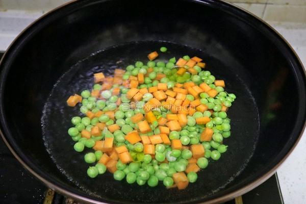 儿童春季补钙家常菜豌豆炒牛肉粒❗️提高免疫力又长个的做法图解7