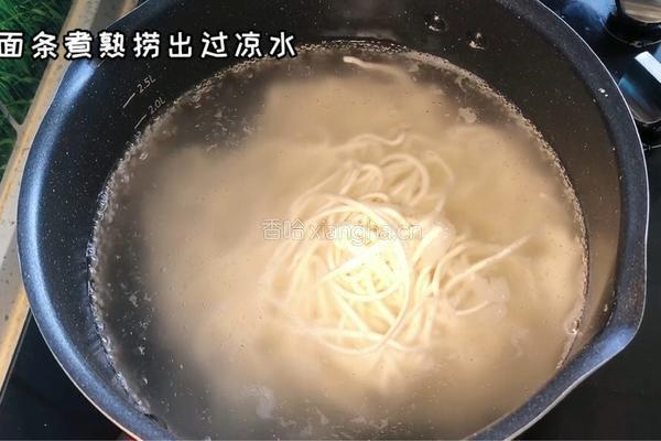 炸酱面的做法图解4
