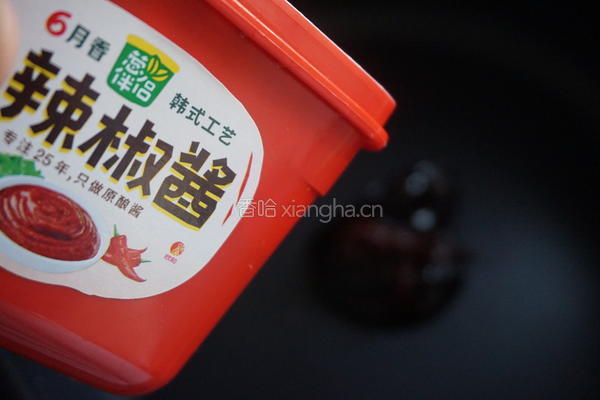  莴笋炖鱼 的做法图解3